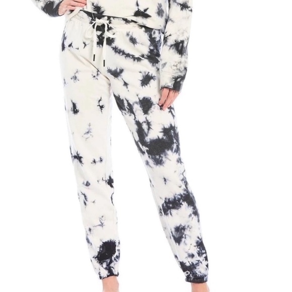 🌴🔆PJ SALVAGE- TIE DYE BLACK SWEATPANTS 🔆🌴 - Picture 3 of 8